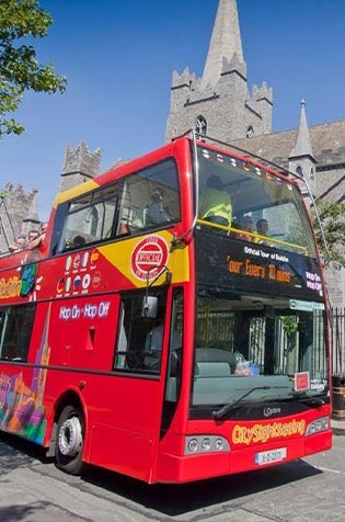 Visite de la ville en bus +25€